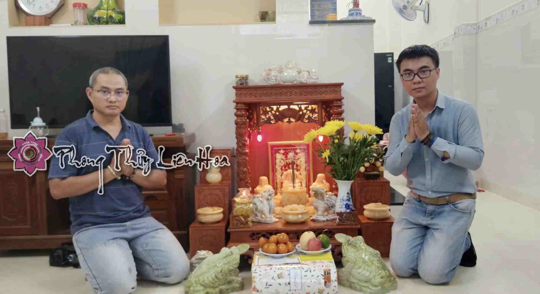 thiet-dat-ban-tho-than-tai-tho-dia-chuan-phong-thuy-lien-hoa-67b566c94a5a7.webp